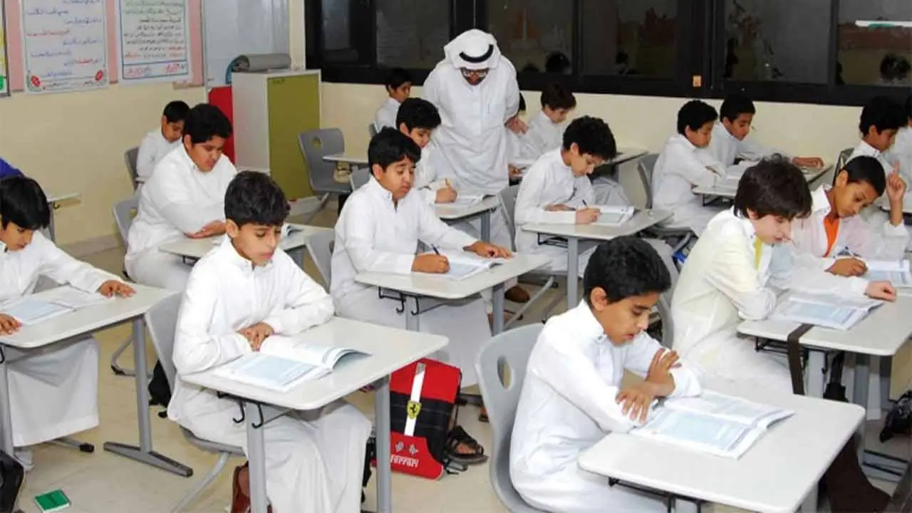 الاسبوع الميت متي يبدأ في السعودية 