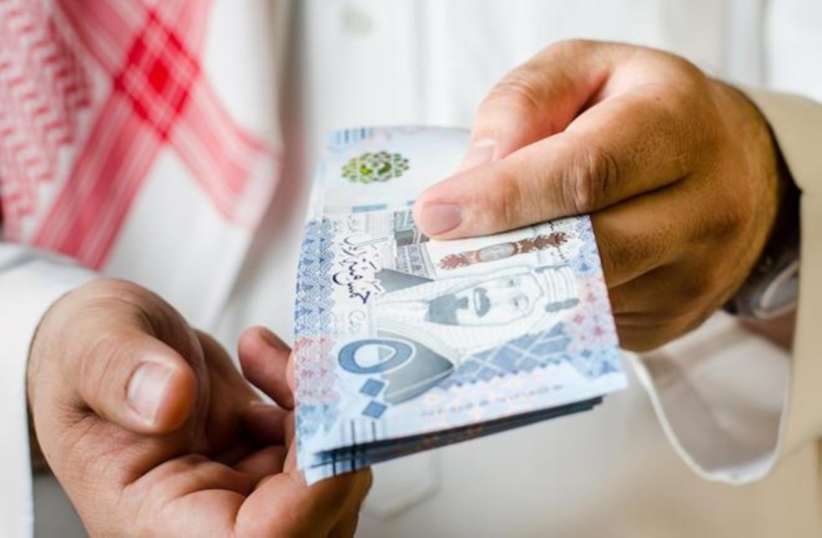 فترة السفر وتعليق الدعم المقدم للمستفيدين