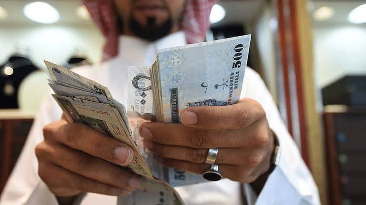 إيداع رواتب الموظفين 